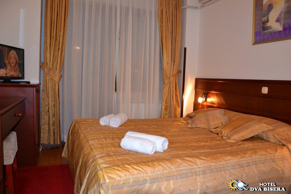 Hotel Dva Bisera ラガディン エクステリア 写真